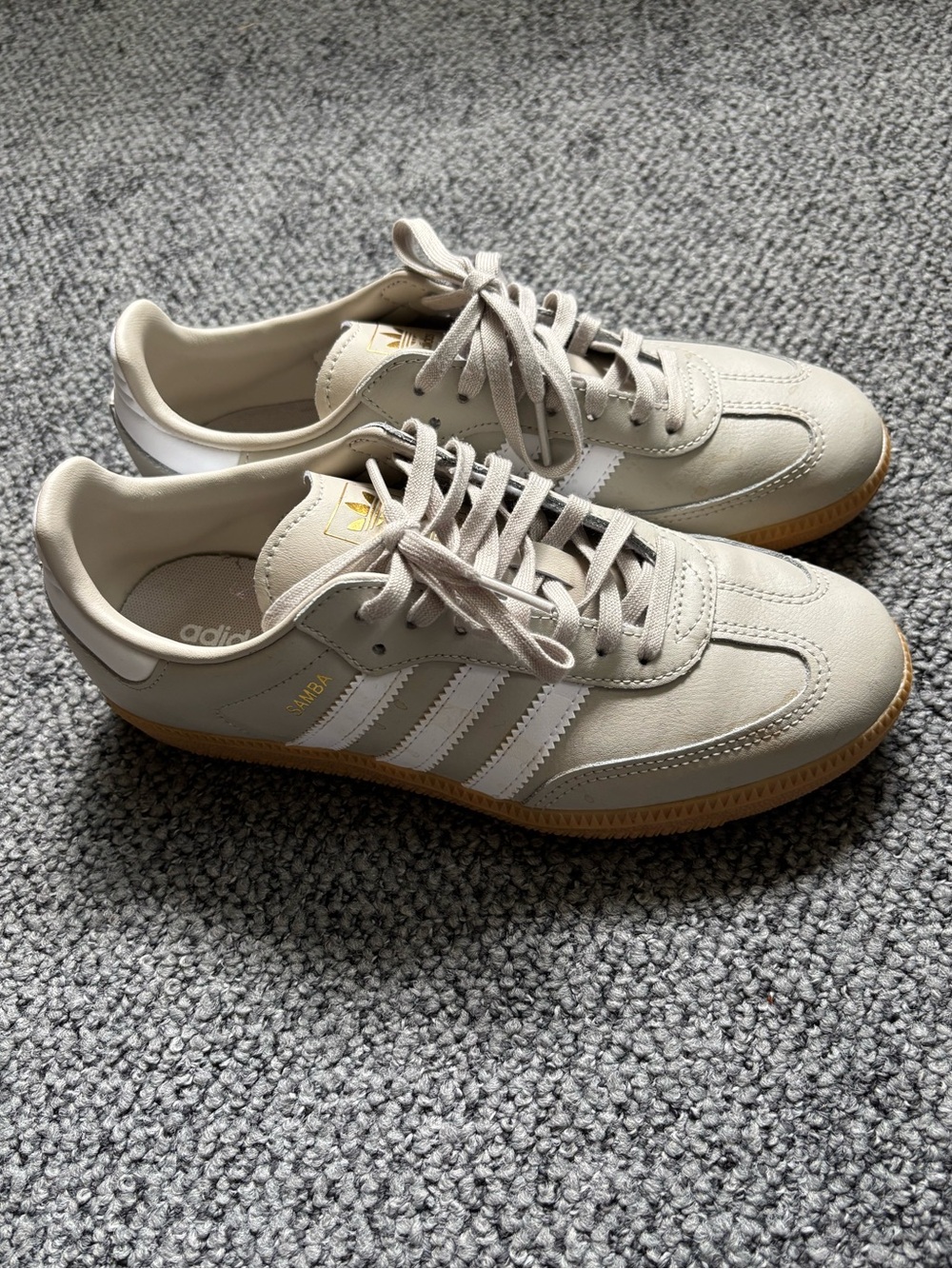 Adidas Samba Leather Sneaker in Beige (Kids Size US5 fits Women’s US6.5) in EUC - Picture 3 of 6